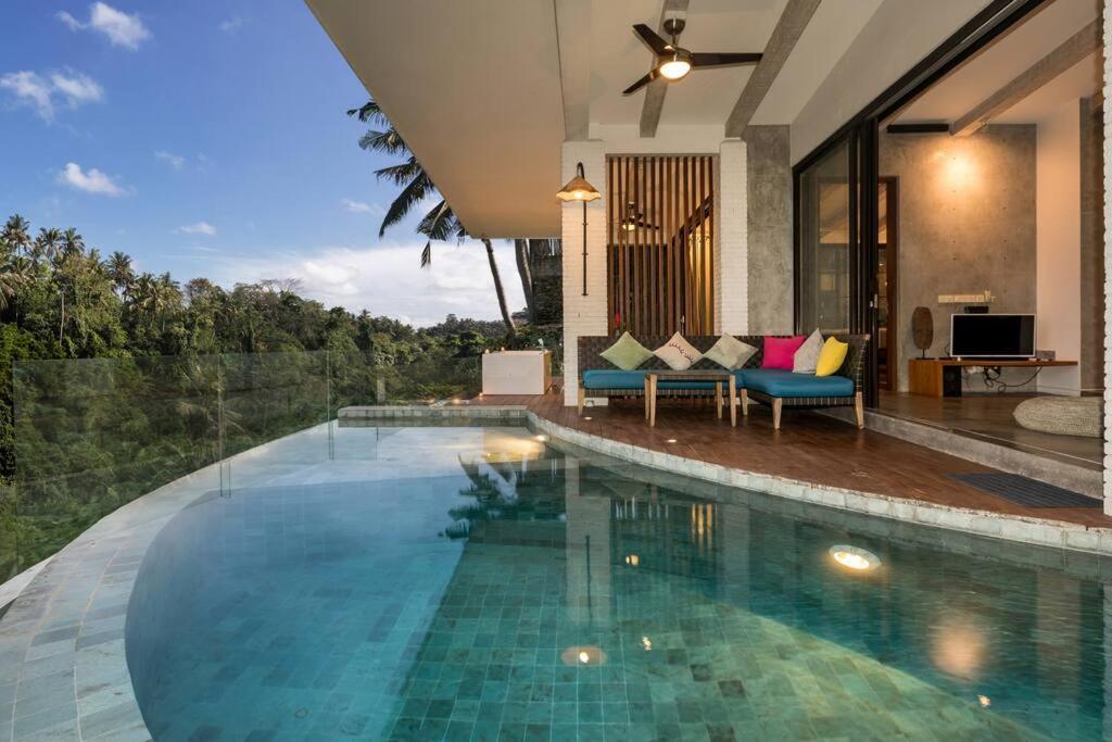 The Cliff Bali